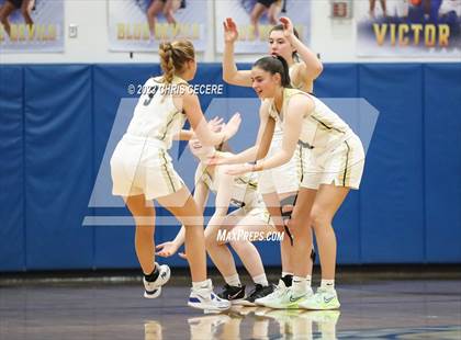 Thumbnail 2 in Sutherland vs. Our Lady of Mercy (Section 5 Class A Semifinal) photogallery.