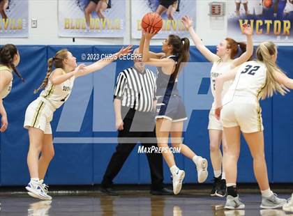 Thumbnail 1 in Sutherland vs. Our Lady of Mercy (Section 5 Class A Semifinal) photogallery.