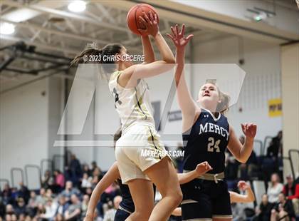 Thumbnail 2 in Sutherland vs. Our Lady of Mercy (Section 5 Class A Semifinal) photogallery.