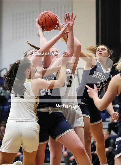 Thumbnail 2 in Sutherland vs. Our Lady of Mercy (Section 5 Class A Semifinal) photogallery.