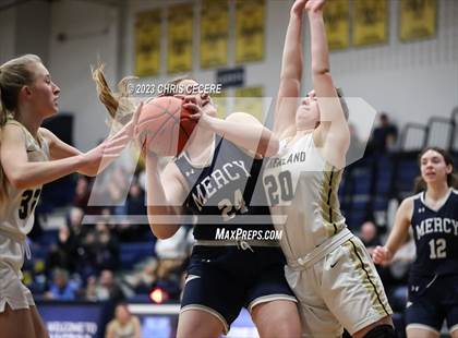 Thumbnail 2 in Sutherland vs. Our Lady of Mercy (Section 5 Class A Semifinal) photogallery.