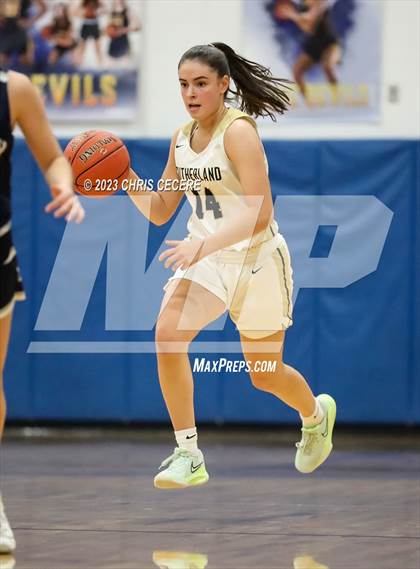 Thumbnail 1 in Sutherland vs. Our Lady of Mercy (Section 5 Class A Semifinal) photogallery.