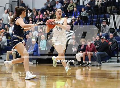 Thumbnail 1 in Sutherland vs. Our Lady of Mercy (Section 5 Class A Semifinal) photogallery.