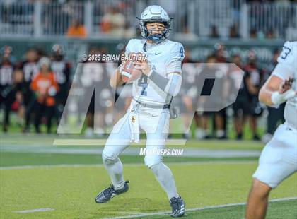 Thumbnail 2 in Campbell vs. Kamehameha Kapalama (HHSAA Division I-Open Final) photogallery.