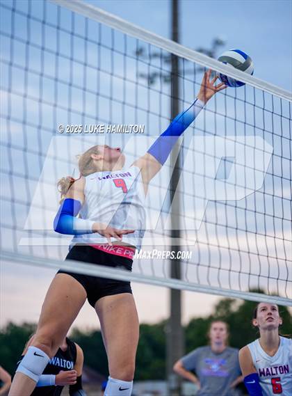 Thumbnail 3 in Walton @ Pope photogallery.