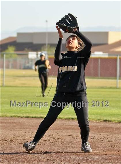 Thumbnail 1 in Mira Monte vs Foothill (Mira Monte Invitational) photogallery.