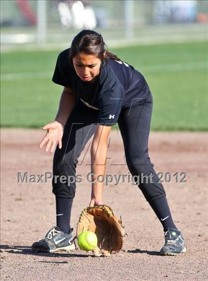 Thumbnail 2 in Mira Monte vs Foothill (Mira Monte Invitational) photogallery.