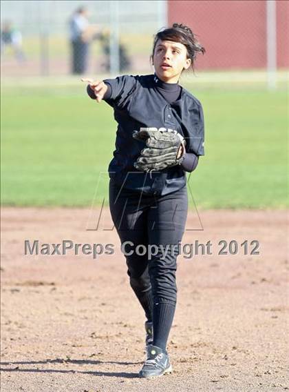 Thumbnail 2 in Mira Monte vs Foothill (Mira Monte Invitational) photogallery.