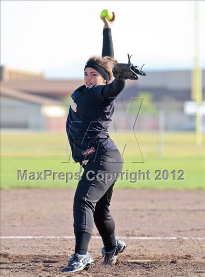 Thumbnail 3 in Mira Monte vs Foothill (Mira Monte Invitational) photogallery.