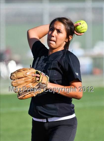 Thumbnail 2 in Mira Monte vs Foothill (Mira Monte Invitational) photogallery.