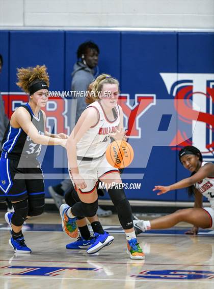 Thumbnail 1 in Westover @ Terry Sanford photogallery.