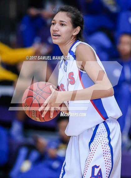Thumbnail 1 in St. Bernard vs Los Altos photogallery.