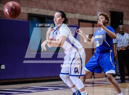 Thumbnail 3 in St. Bernard vs Los Altos photogallery.