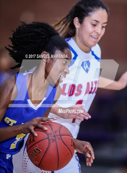 Thumbnail 2 in St. Bernard vs Los Altos photogallery.
