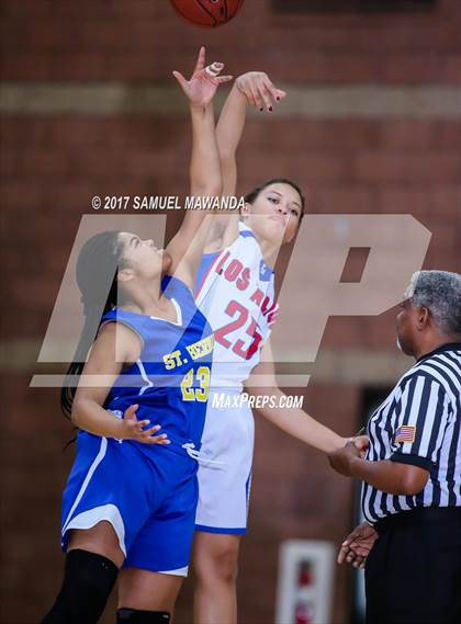 Thumbnail 2 in St. Bernard vs Los Altos photogallery.