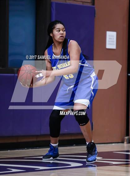 Thumbnail 3 in St. Bernard vs Los Altos photogallery.