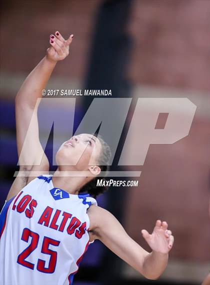 Thumbnail 3 in St. Bernard vs Los Altos photogallery.