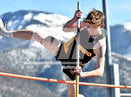Thumbnail 1 in Questa Invitational photogallery.