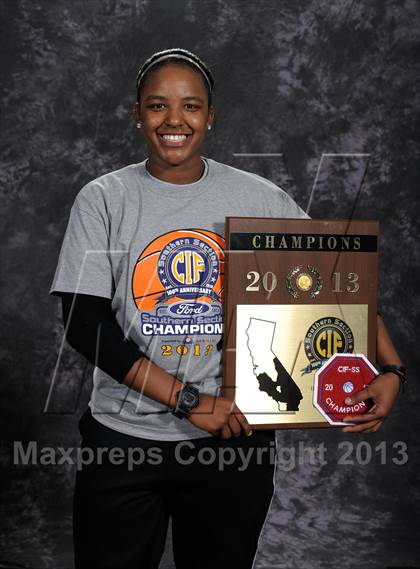 Thumbnail 1 in Alemany (CIF SS 3AA Final) photogallery.