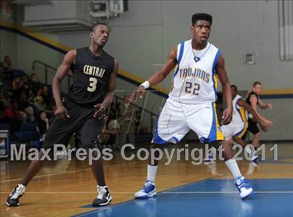 Thumbnail 1 in Harnett Central vs Garner Magnet (Greater Neuse River Conference Tournament) photogallery.
