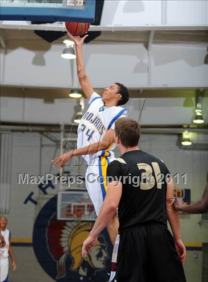 Thumbnail 1 in Harnett Central vs Garner Magnet (Greater Neuse River Conference Tournament) photogallery.
