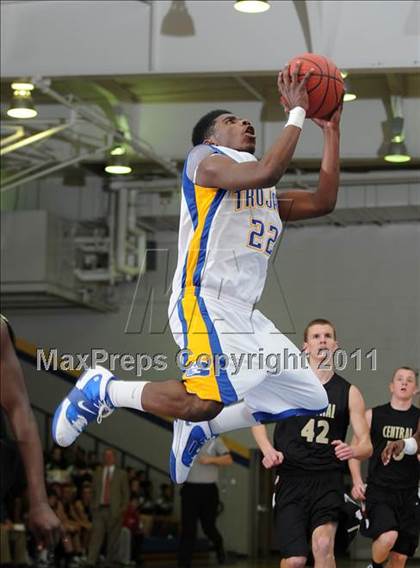 Thumbnail 2 in Harnett Central vs Garner Magnet (Greater Neuse River Conference Tournament) photogallery.