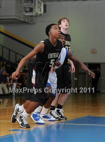 Thumbnail 1 in Harnett Central vs Garner Magnet (Greater Neuse River Conference Tournament) photogallery.