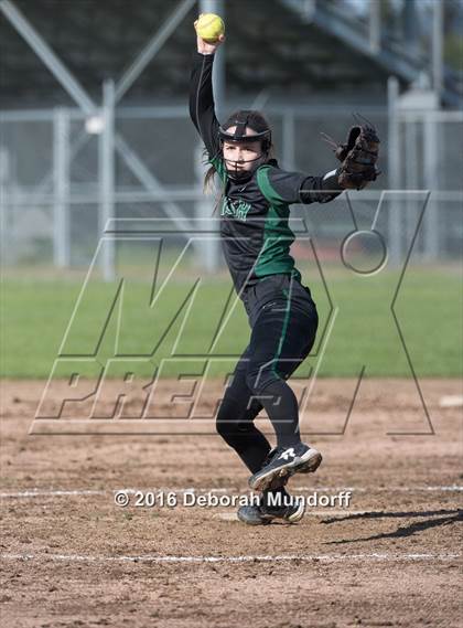 Thumbnail 3 in Sheldon @ Willamette (Game 1) photogallery.