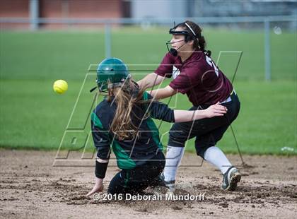 Thumbnail 1 in Sheldon @ Willamette (Game 1) photogallery.