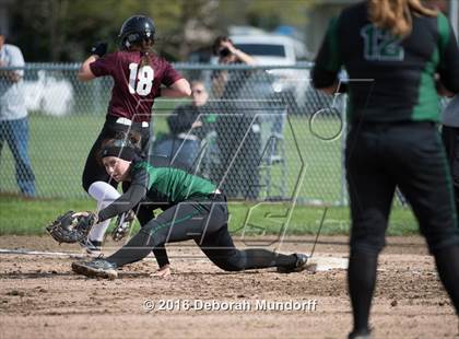 Thumbnail 2 in Sheldon @ Willamette (Game 1) photogallery.