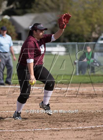 Thumbnail 3 in Sheldon @ Willamette (Game 1) photogallery.