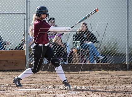 Thumbnail 2 in Sheldon @ Willamette (Game 1) photogallery.