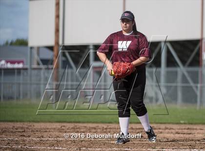 Thumbnail 3 in Sheldon @ Willamette (Game 1) photogallery.