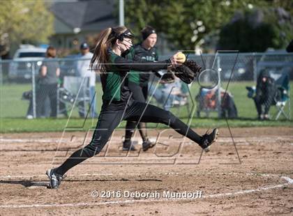 Thumbnail 3 in Sheldon @ Willamette (Game 1) photogallery.