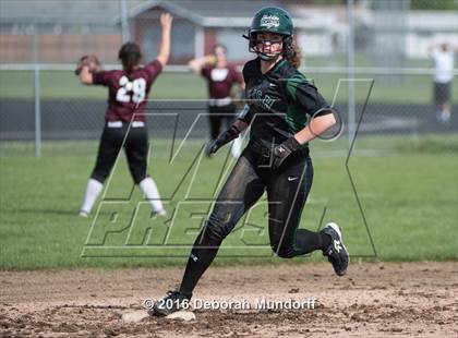 Thumbnail 1 in Sheldon @ Willamette (Game 1) photogallery.