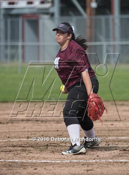 Thumbnail 2 in Sheldon @ Willamette (Game 1) photogallery.