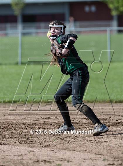 Thumbnail 3 in Sheldon @ Willamette (Game 1) photogallery.