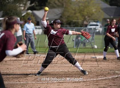 Thumbnail 2 in Sheldon @ Willamette (Game 1) photogallery.