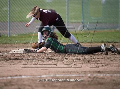Thumbnail 2 in Sheldon @ Willamette (Game 1) photogallery.