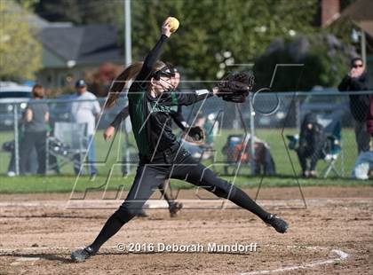 Thumbnail 1 in Sheldon @ Willamette (Game 1) photogallery.