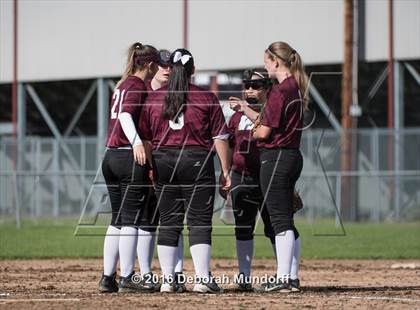 Thumbnail 2 in Sheldon @ Willamette (Game 1) photogallery.