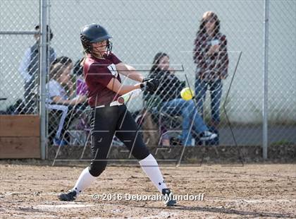 Thumbnail 1 in Sheldon @ Willamette (Game 1) photogallery.