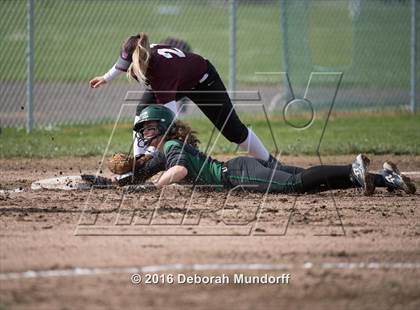 Thumbnail 1 in Sheldon @ Willamette (Game 1) photogallery.