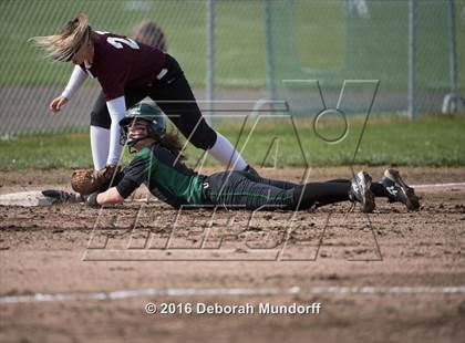 Thumbnail 1 in Sheldon @ Willamette (Game 1) photogallery.