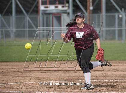 Thumbnail 3 in Sheldon @ Willamette (Game 1) photogallery.