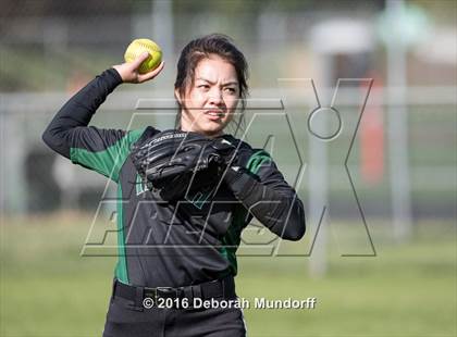 Thumbnail 2 in Sheldon @ Willamette (Game 1) photogallery.