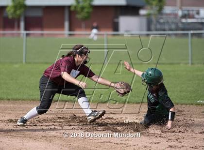 Thumbnail 2 in Sheldon @ Willamette (Game 1) photogallery.