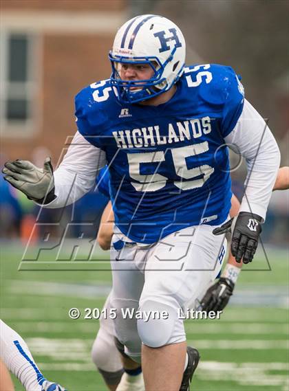 Thumbnail 3 in Pulaski County @ Highlands (KHSAA 5A Semifinal) photogallery.