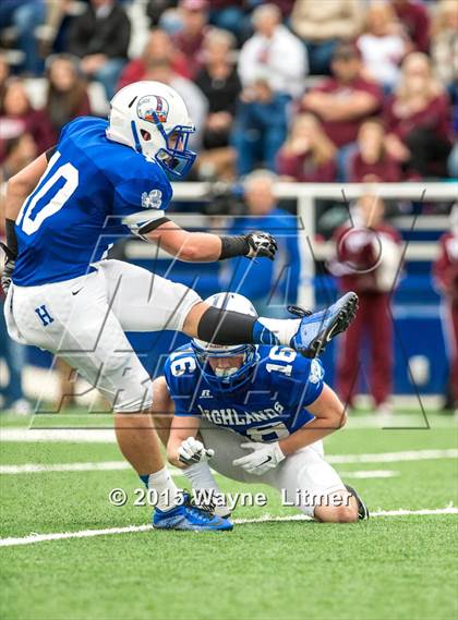Thumbnail 3 in Pulaski County @ Highlands (KHSAA 5A Semifinal) photogallery.