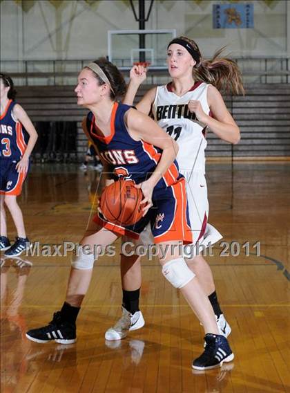 Thumbnail 2 in Benton vs Carterville (Marion Lady Wildcat Invitational) photogallery.